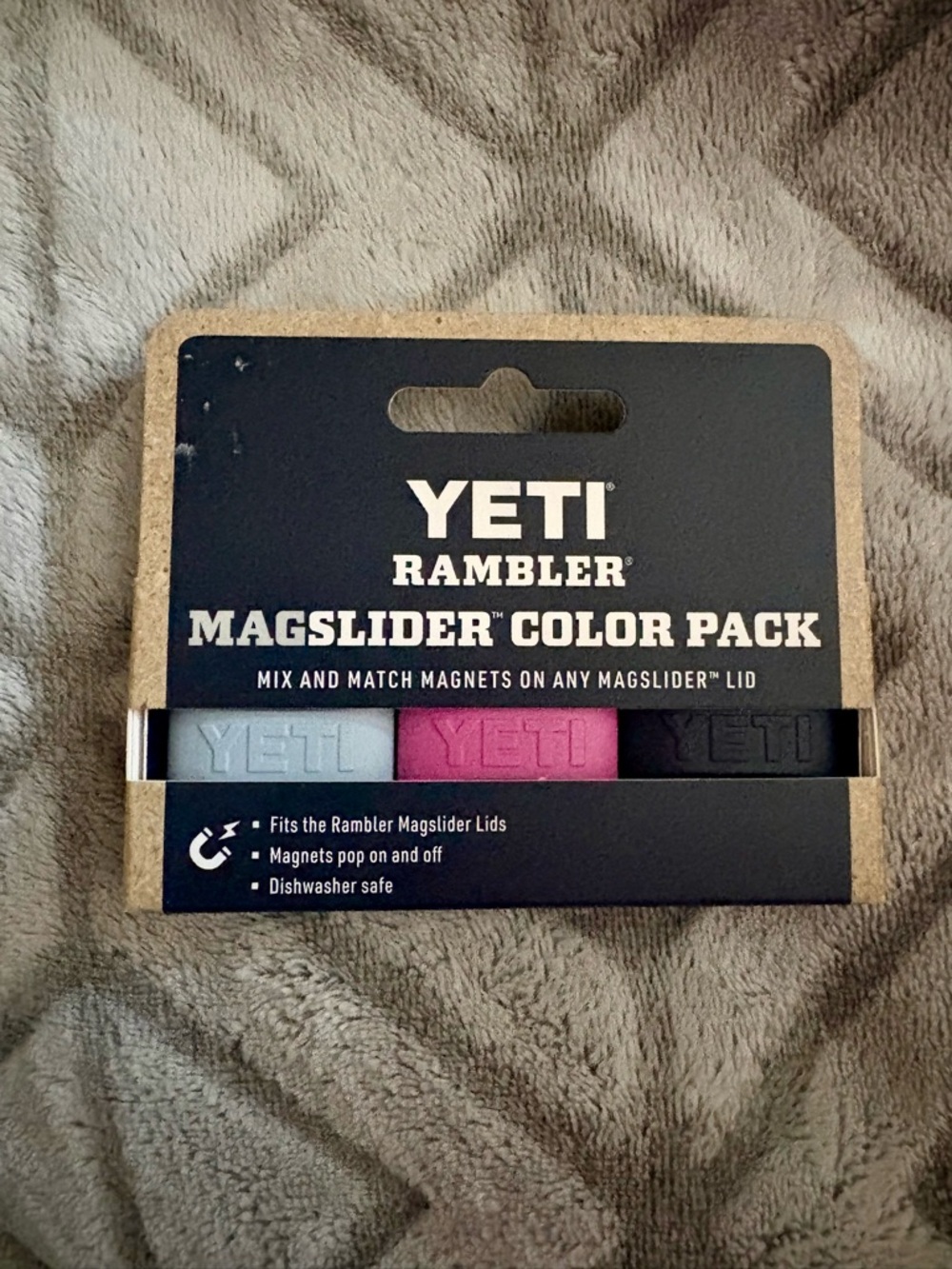 YETI Rambler MagSlider Color Pack - Wildflower Fuchsia